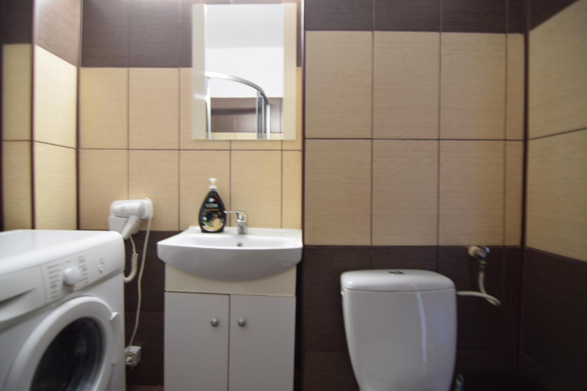 Resedinta Luterana Apartment บูคาเรสต์ ภายนอก รูปภาพ