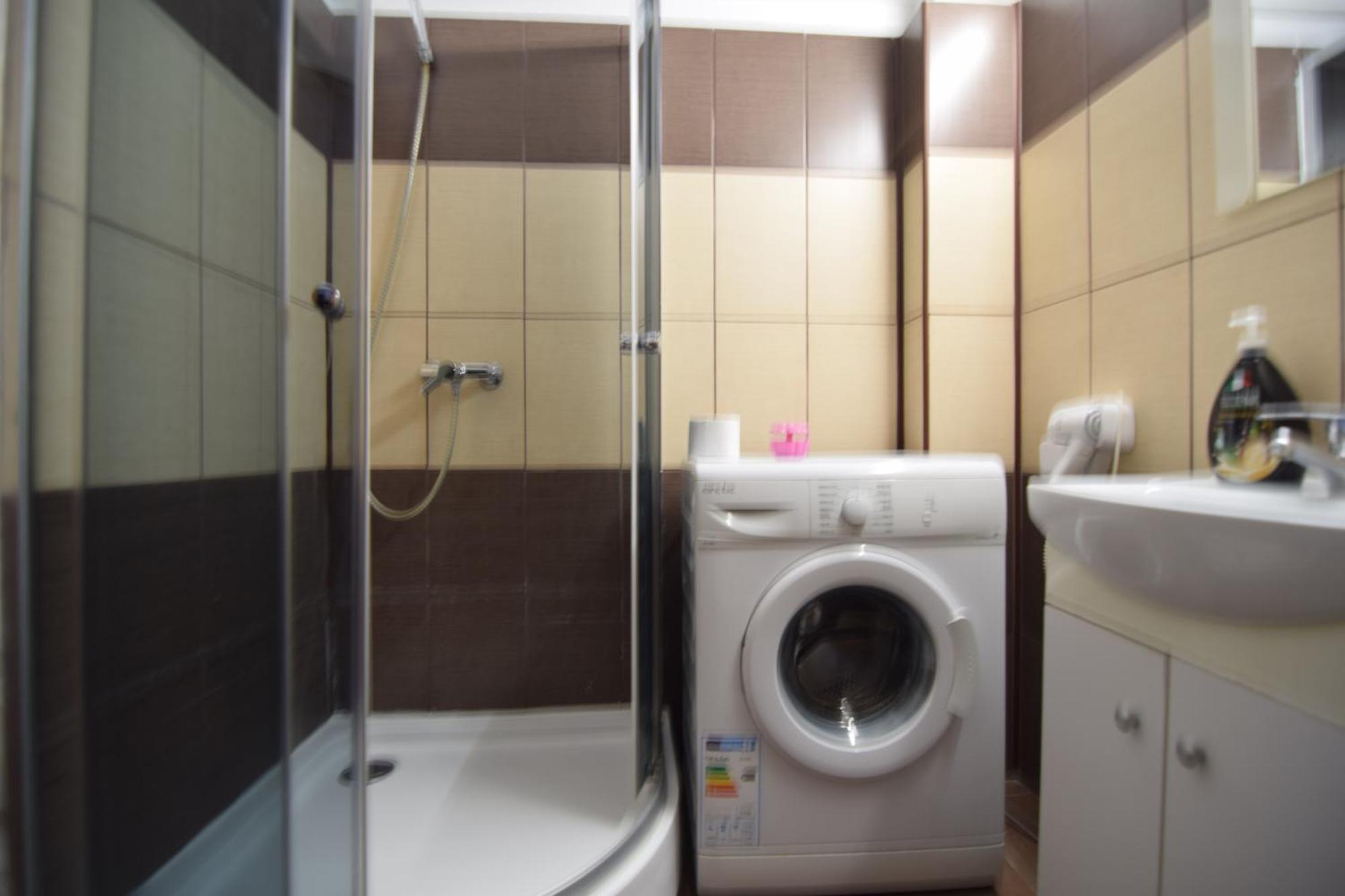 Resedinta Luterana Apartment บูคาเรสต์ ภายนอก รูปภาพ